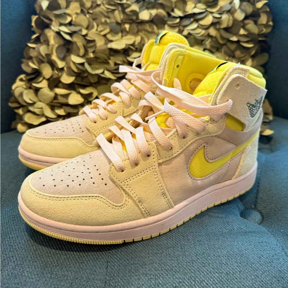 Nike Women’s Air Jordan 1 High Zoom Comfort 2 ‘Cintron Tint’ - Picture 1 of 10